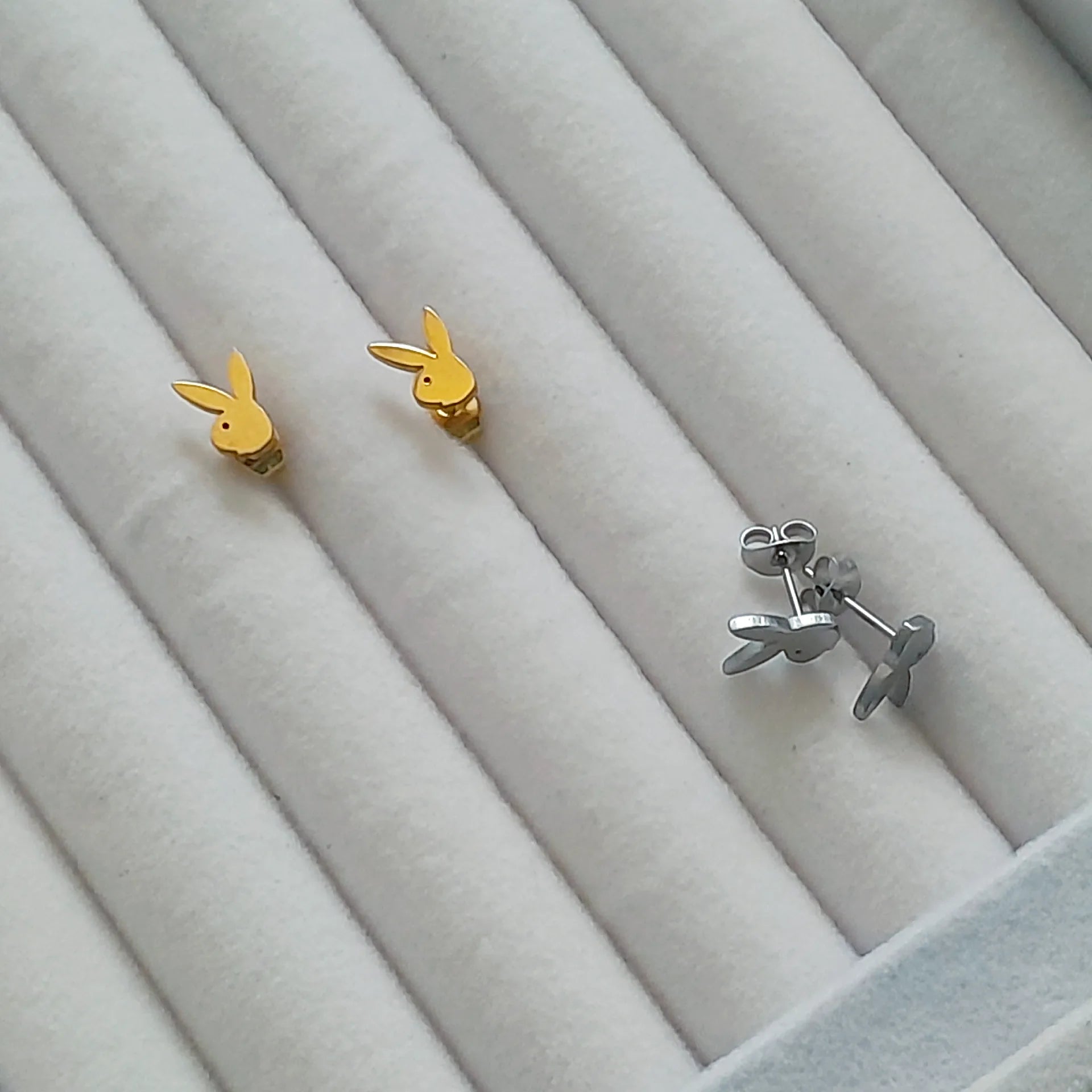 the lola studs