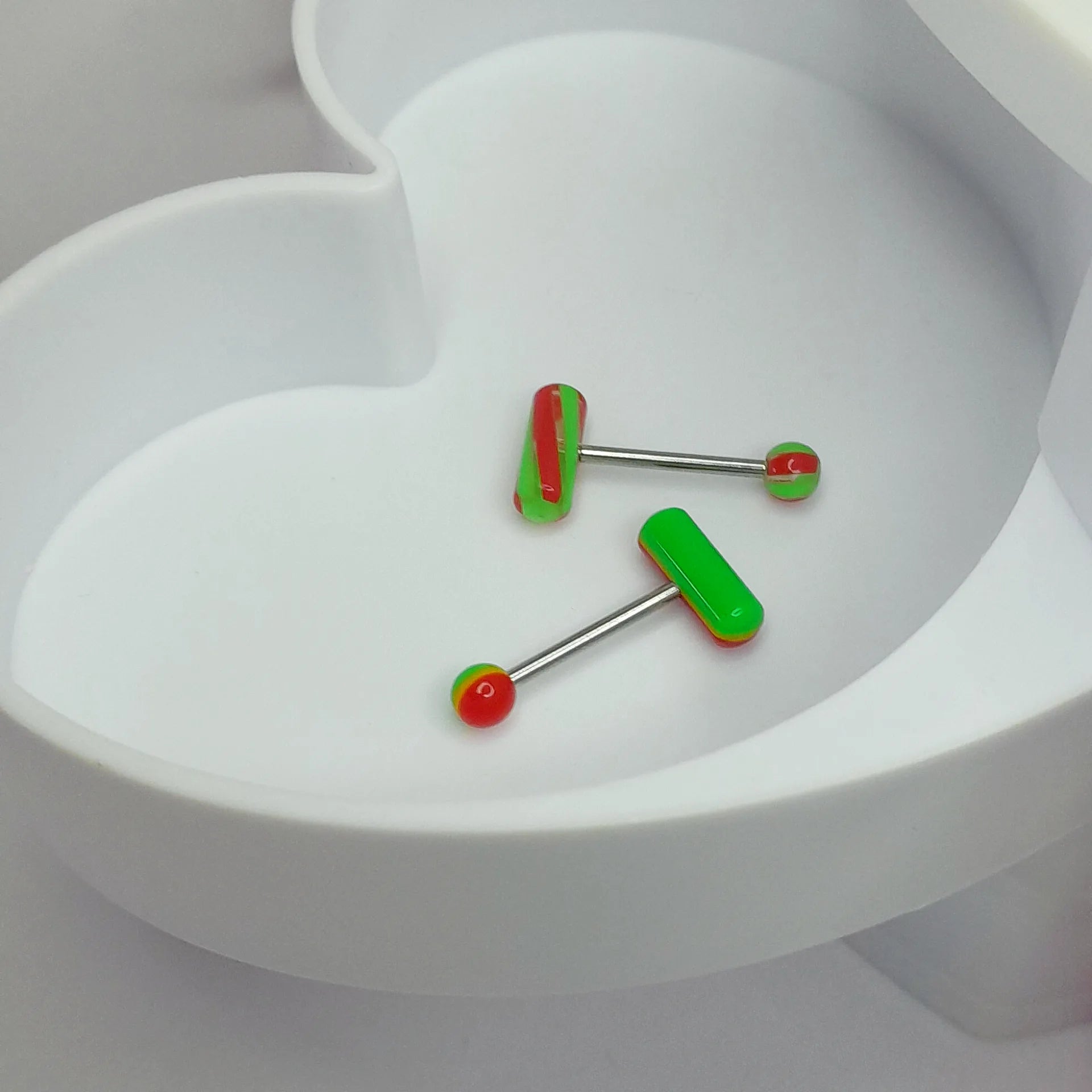 the capsule bar