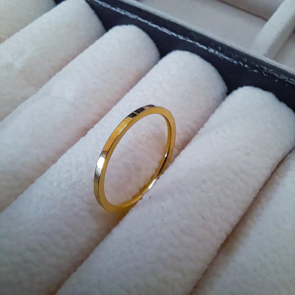 the minimalist ring